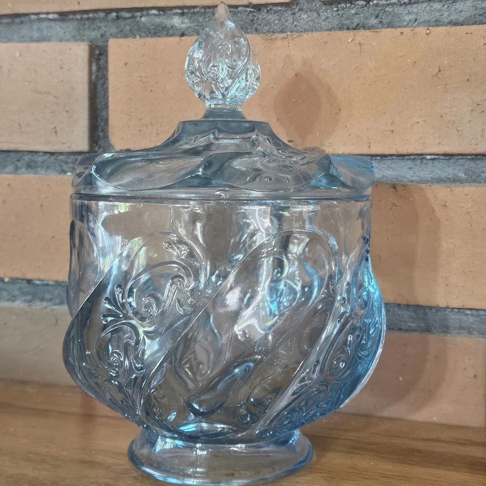 Fenton blue paisley